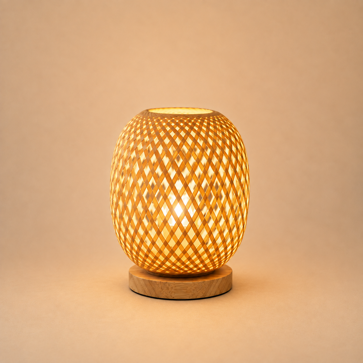 Bambou tressé à la main — pour lampe à poser