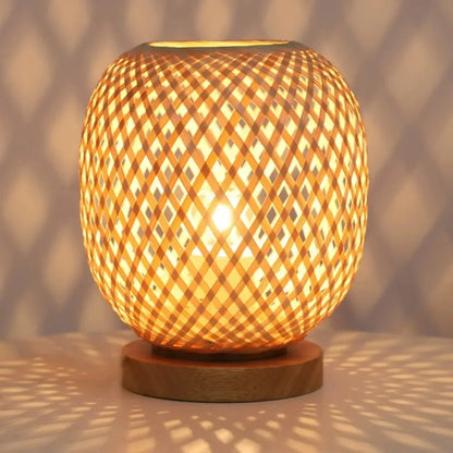 Bambou tressé à la main — pour lampe à poser