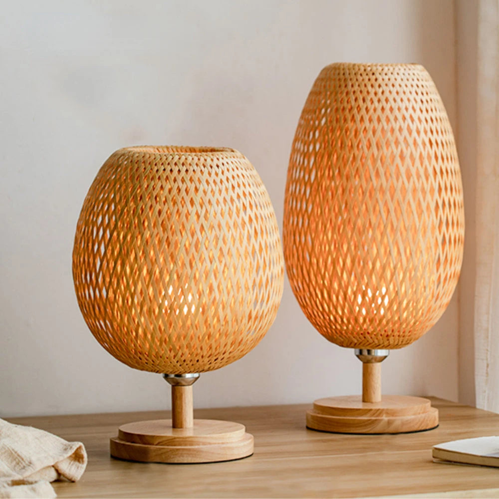 Lampe de chevet en bambou tressé — fait main