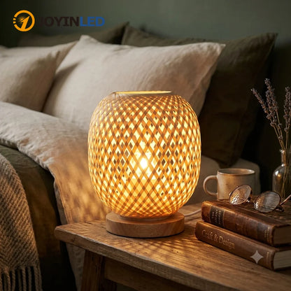 Bambou tressé à la main pour lampe à poser