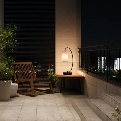 Lampe de chevet arquée — abat-jour cylindrique